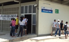 Estudantes de Educação Física se informam sobre o curso