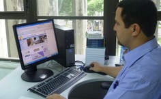 Elias Barbosa, diretor da Biblioteca Central