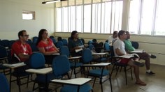 Alunos de Física EaD em aula presencial no Campus Maceió