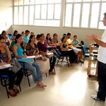 IR: alunos e professores tiram dúvidas sobre exigências do leão