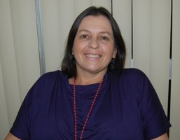 Sindicato dos Jornalistas homenageia vice-reitora