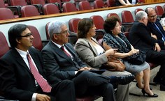 Reitor Eurico Lôbo, deputada Célia Rocha, secretário da Andifes, Gustavo Balduíno, Maria José Messias, chefe de Gabinete da Ufal, Fernando Pedrosa, presidente do CRM, e o assessor Ineh Soares prestigiaram a posse