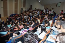 Auditorio da Reitoria ficou lotado na abertura do Conecte