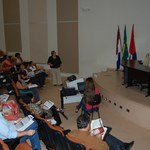 Formação continuada de professores é tema de debate