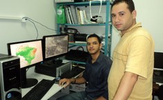 Equipe do Lapis trabalha no monitoramento de imagens de satélite