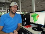 Professor Humberto Barbosa é coordenador do Lapis