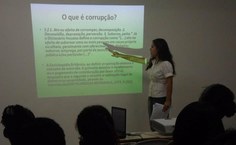 Grupo realiza palestras em escolas de Maceió
