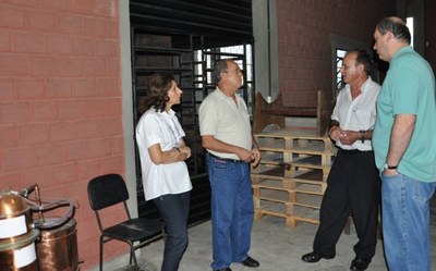 Rui Gregório em visita a empresa Engenho Nunes, localizada no A.C. Simões