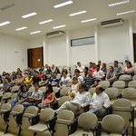 Dezenas de alunos se preparam para intercâmbio no exterior