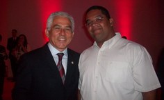 José Roberto Silva e o reitor Eurico Lôbo na semifinal de 2009, do Prêmio Santander em Recife