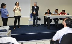 Elaine Pimentel se comprometeu a levar projetos de extensão para o presídio de Arapiraca