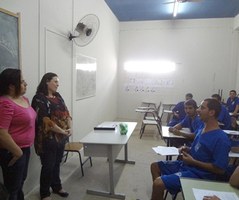 Vice-reitora visita presídio de Arapiraca e propõe ações de inclusão social