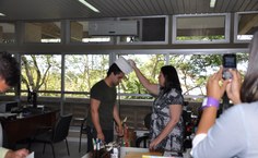 Rachel Rocha reconhece grau de Sherlinton Neves, aluno de São Miguel dos Campos que terá  a estrada para Sergipe parte de sua  rotina