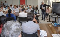 Diretores de Unidades Acadêmicas e pró-reitores também participaram da reunião