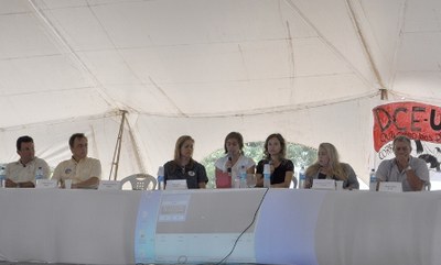 Candidatos presentes ao debate na Tenda Cultural