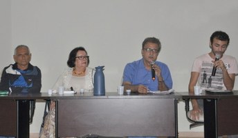 Conferência de professor indiano marca abertura de seminário internacional