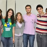 Grupo de estudantes recebe denúncias de corrupção eleitoral