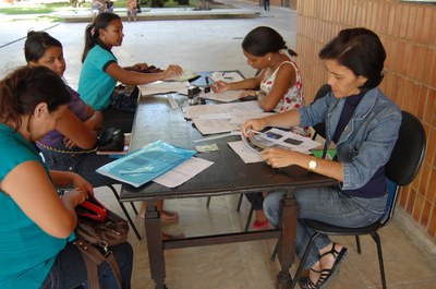 Candidatas se inscrevem no Curso de Especialização em Educação e Direitos Humanos