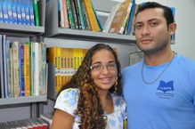 Gracyelle Oliveira e Alberonaldo Alves, ex alunos do Paespe, atuam como monitores do programa