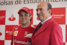 O piloto Felipe Massa e o presidente mundial do Santander, Emílio Botin