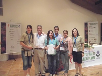 Premiação do Trabalho juntamente com a comissão organizadora do Evento.