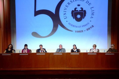 Sheyla e Wagner apresentaram os resultados do trabalho em evento internacional realizado no Peru | nothing