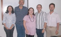 Alexsandro Tenório, com os componentes da banca examinadora