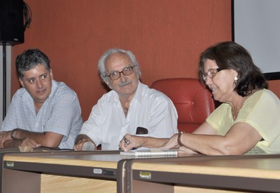 Bruno César, Dirceu Lindoso e Stela Lameiras durante debate sobre obra de Diégues Júnior