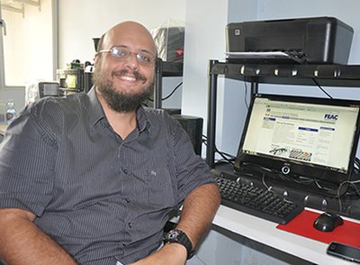 Luiz Eduardo Simões, coordenador do curso de Ciência Econômicas da Ufal | nothing