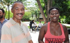 Aluísio dos Santos e a esposa