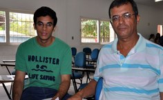 Marcos Monte pai foi compartilhar a entrada de seu filho na Universidade