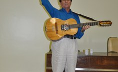 João de Lima de Alagoas faz apresentação cultural para professores e alunos de pós-graduação