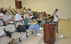 Professor Cícero Carlos apresenta proposta do Campus Arapiraca