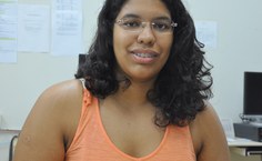 Késia Priscila concorre a uma vaga em Medicina