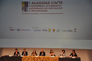 Abertura oficial do 1º Alagoas Caiite: batuque, coral e orquestra foram as atrações