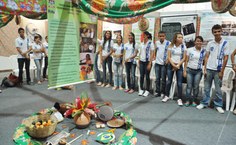 Alunos da Escola Princesa Isabel participam de atividades na Tenda Damião Alexandrino