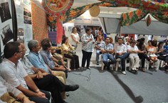 Secretária adjunta de saúde Vera Elias durante homenagem à Sônia Cavalcanti