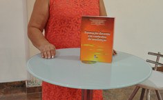 Auxiliadora Cavalcante, uma das organizadoras do livro Formação Docente