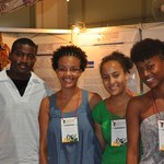 Estudantes africanos debatem e mostram cultura de seus países