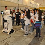 Robô criado por ex-aluno do Ifal utiliza equipamentos reciclados e tecnologia LED