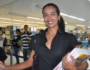 A estudante de medicina Camila dos Anjos é frequentadora assídua da Biblioteca