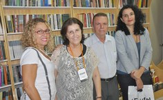 Maria Luiza Russo, diretora da Biblioteca Estadual, a jornalista Janayna Ávila e o professor Radjalma Cavalcante foram parabenizar a Edufal