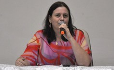 A vice-reitora Rachel Rocha destacou a importância do PET para a Ufal