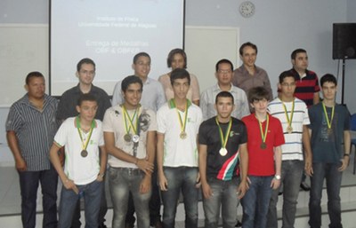 Equipe da OBF e OBFEP de Alagoas, professores e todos premiados