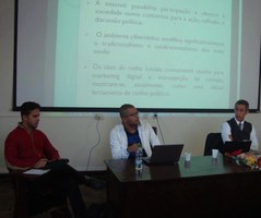 Pesquisadores apresentam trabalhos em congresso nacional de Comunicação e Política