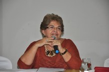 Reitora honorária Ana Dayse Dorea