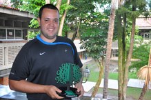 Lucas Alcântara venceu com a reportagem 'Despoluir - O desafiador exercício da limpeza'