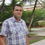 Pesquisa aponta que livros didáticos não condizem com provas de Física do Enem