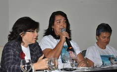 Maria de Fátima, mãe de Érick, assassinado em Viçosa-AL