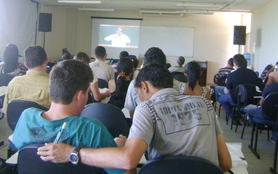 Professores acompanharam as aulas ao vivo pela internet na sede do Campus do Sertão | nothing